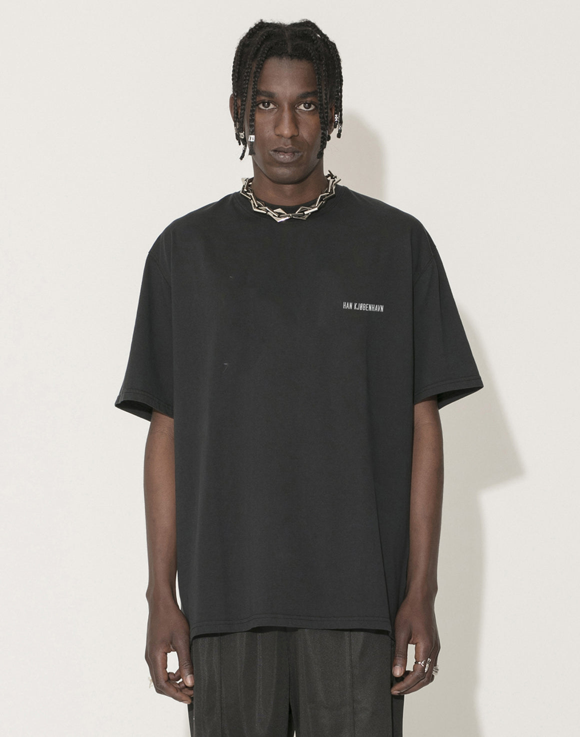 Logo Print Boxy T-shirt SS - Sort - Han kjøbenhavn - Kul og Koks