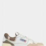 CLC Low Sneakers - Covert Green