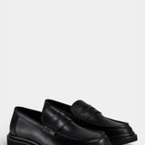810 Loafer - Black