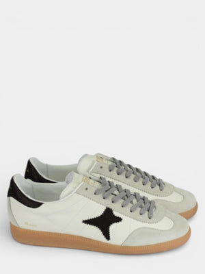 Blade Sneakers - 4569