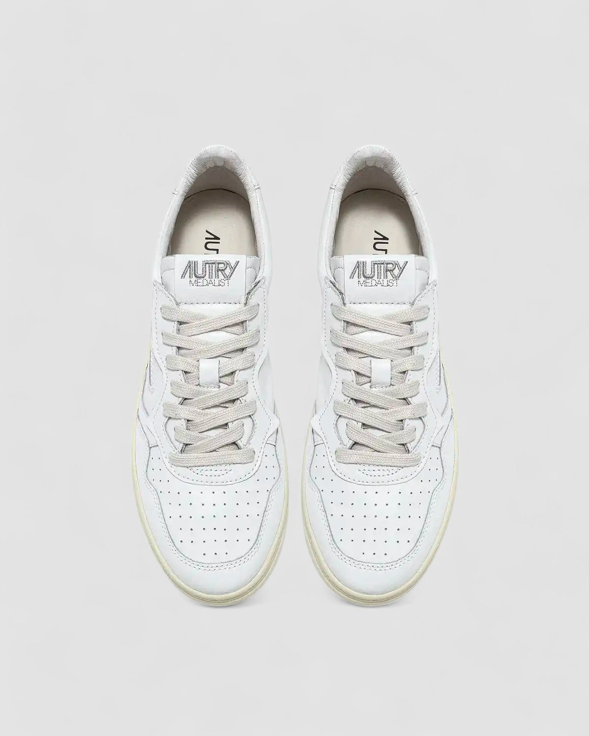 Medalist Low Sneakers