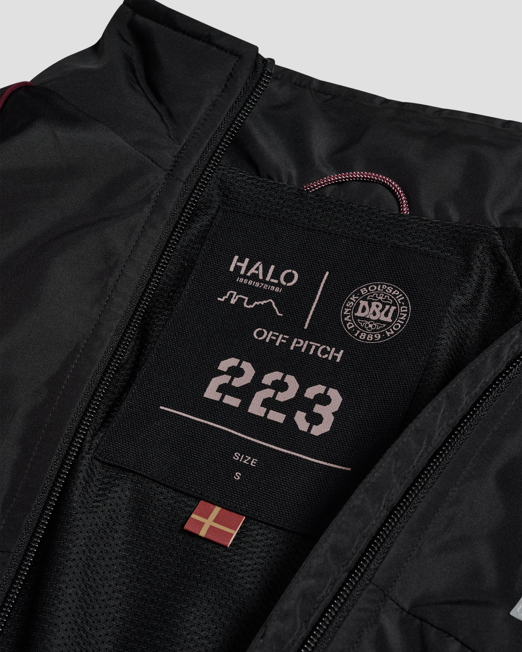 HALO DBU Tracksuit Jacket - Black